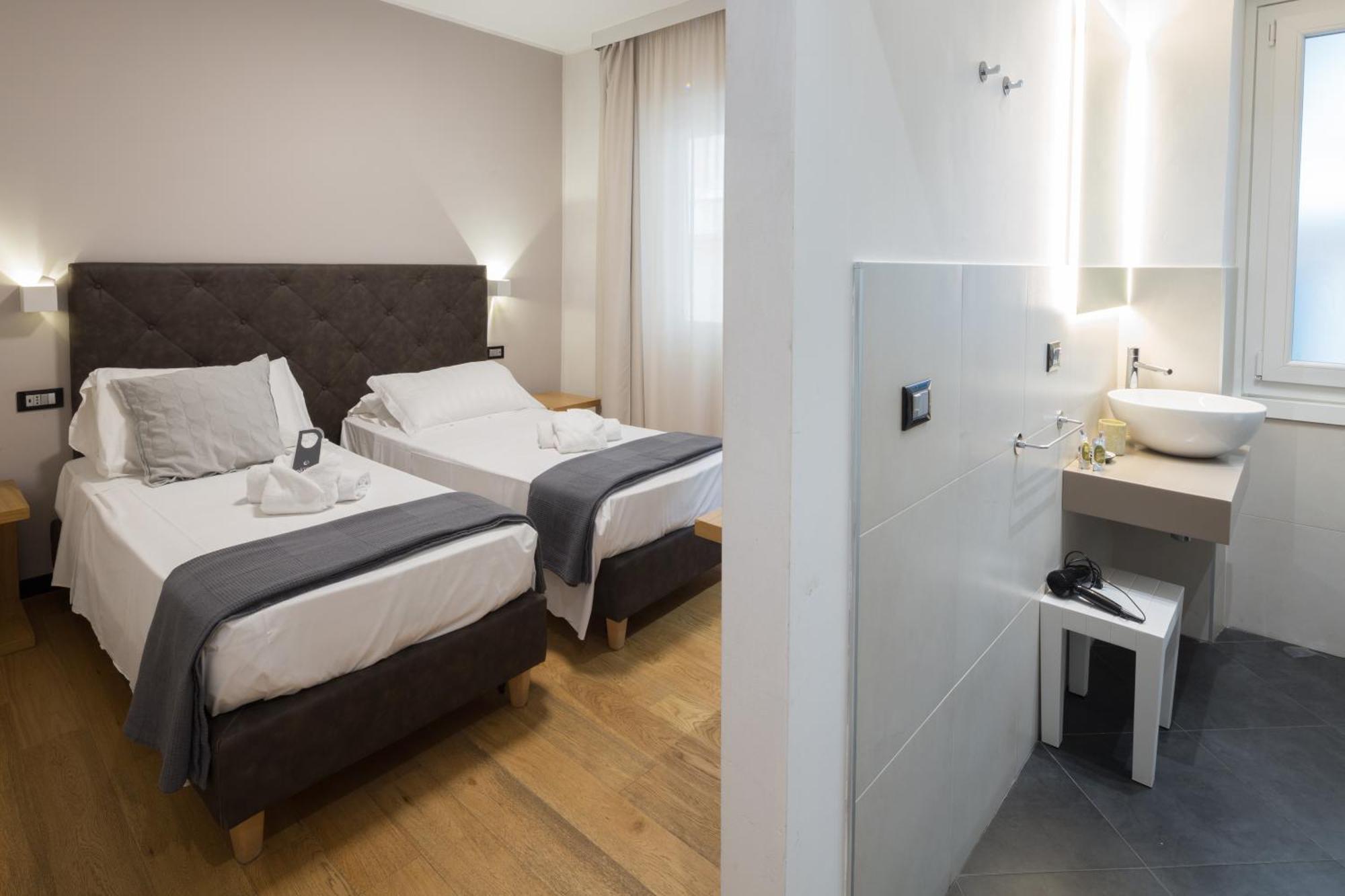 Hotel Doria Genoa Luaran gambar
